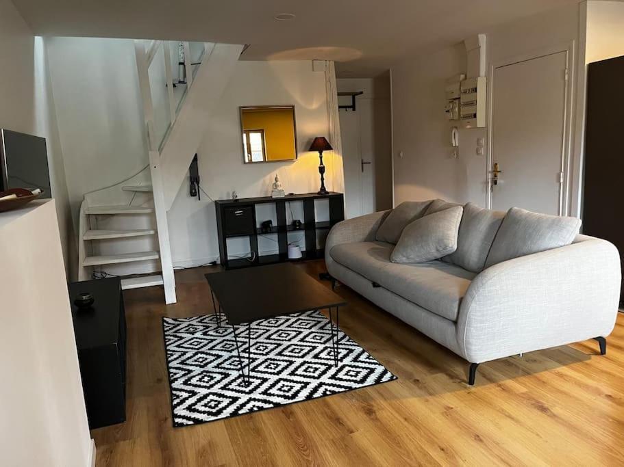 Superbe Appartement Centre Ville Bourges Kültér fotó