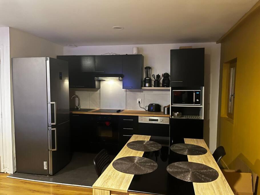 Superbe Appartement Centre Ville Bourges Kültér fotó